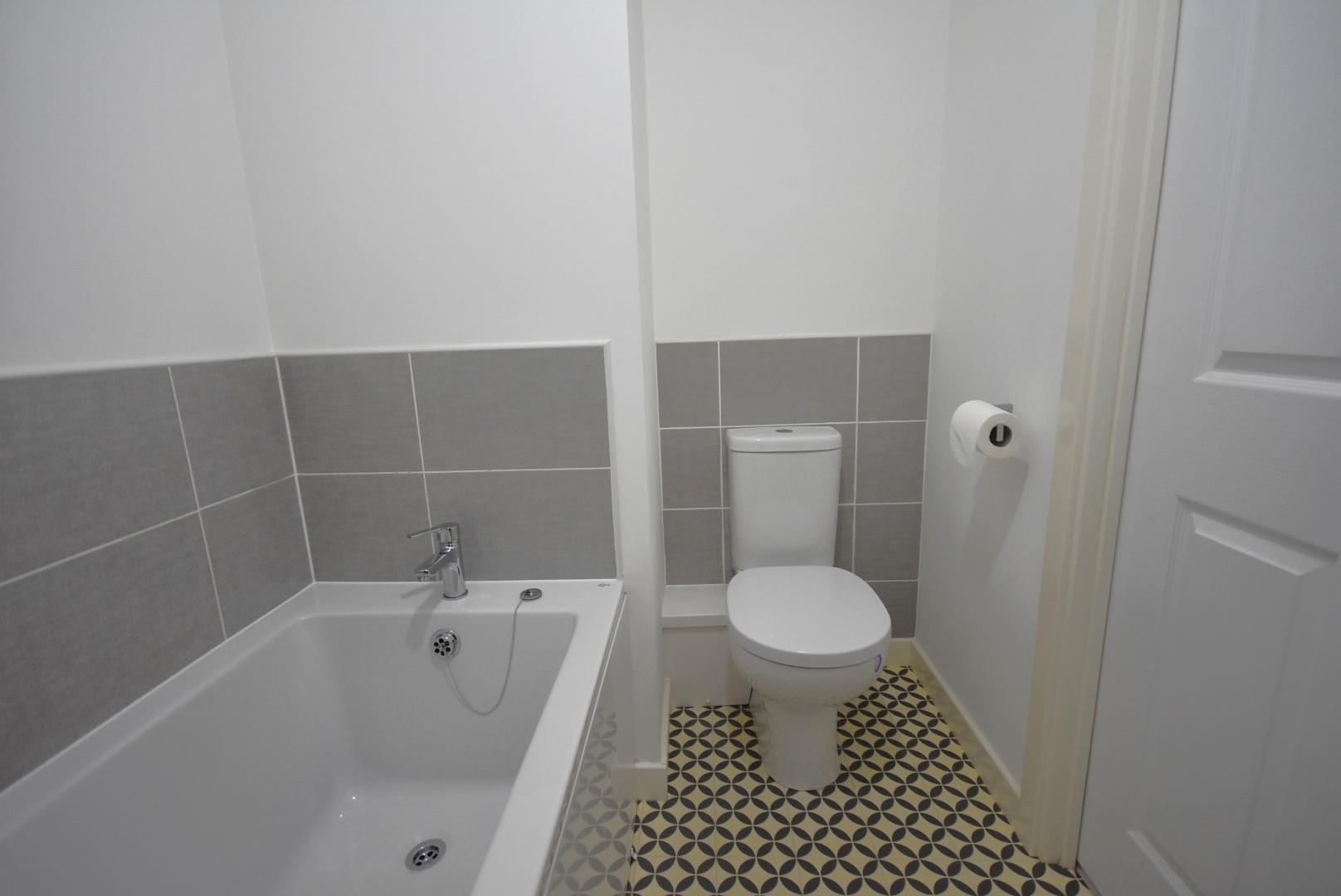 49 Neptune Road Barry CF62 5BR